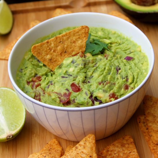 Homemade Mexican Guacamole