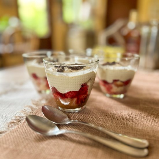 Raspberry tiramisu