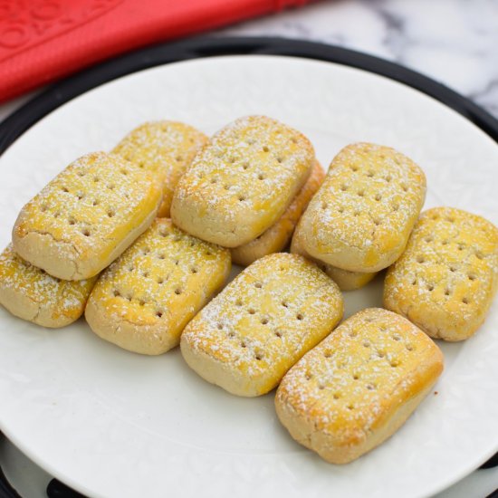 3-Ingredient Almond Cookies