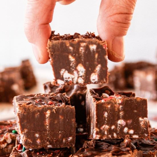 Peppermint Candy Cane Fudge