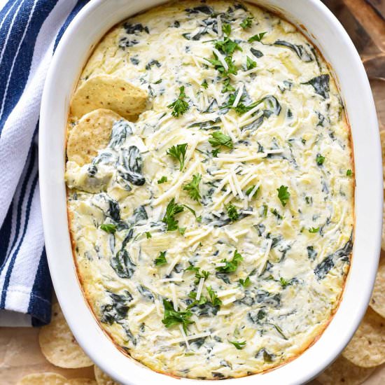 Easy Baked Spinach Artichoke Dip