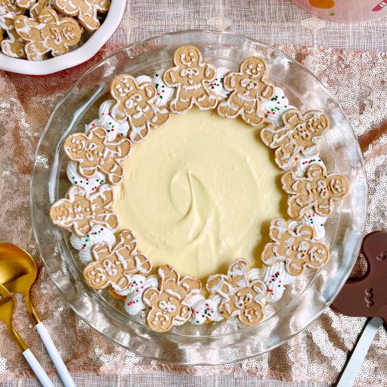 Frosted Gingerbread Pudding Pie