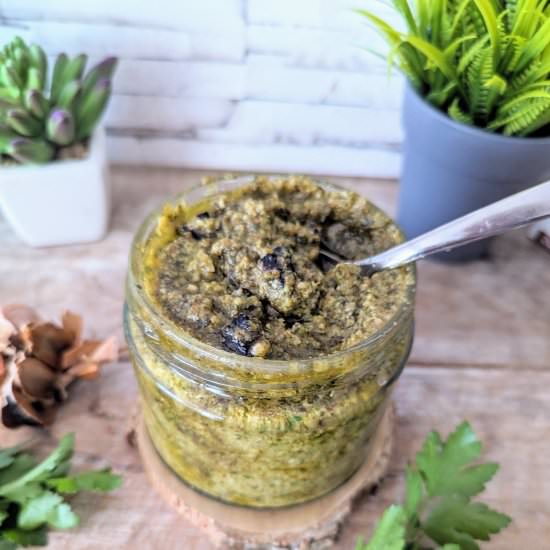 Black Garlic Vegan Pesto