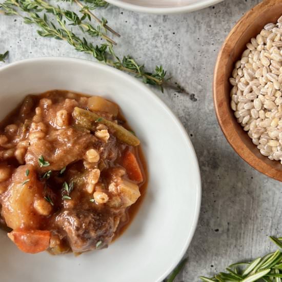 Red Wine Beef Barley Soup