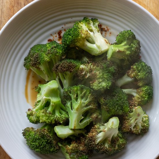 Super Easy Air Fryer Broccoli