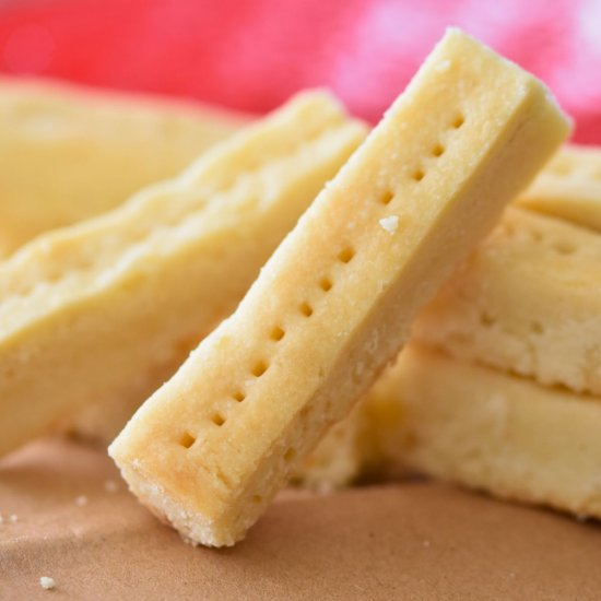 3-Ingredients Shortbread Cookies