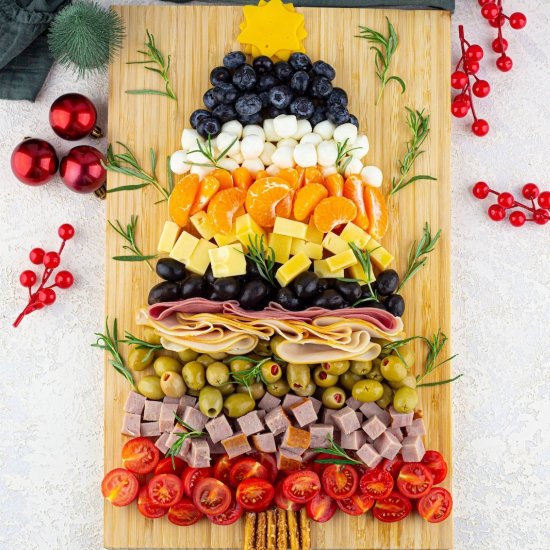 Christmas Tree Charcuterie Board