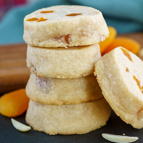 Apricot with Vanilla Bean Cookies