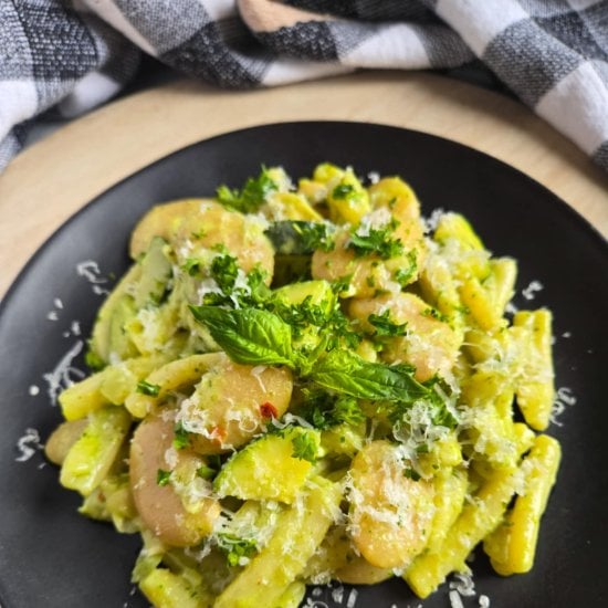 Creamy Pesto Casarecce